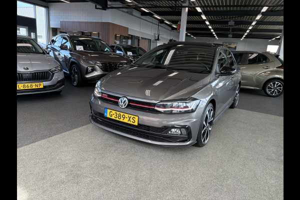 Volkswagen Polo 2.0 TSi 200pk GTi DSG 5-drs. SCHUIFDAK/BEATS/KEYLESS/CAMERA/DODEHOEK/1E EIGENAAR!