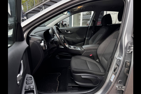 Hyundai Kona EV Fashion 64 kWh | 97% SOH | Camera | Winter Pack | Navigatie | Krell Sound