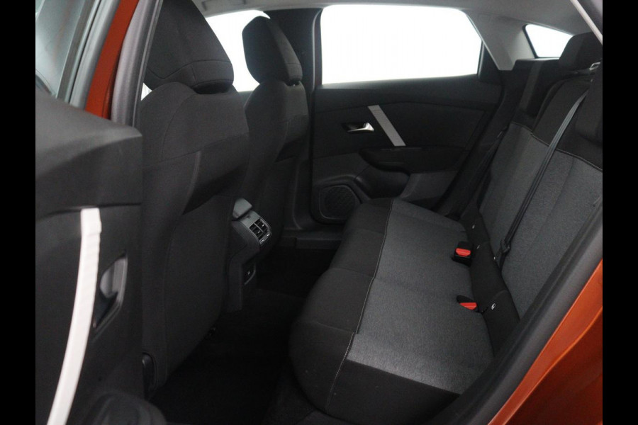 Citroën C4 1.2 Puretech Feel | Cruise control | Navigatie | Camera | Park assist | Carplay | Climate control | Trekhaak