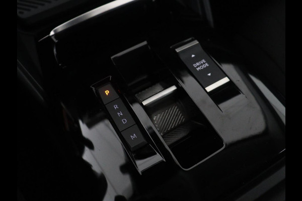 Citroën C4 1.2 Puretech Feel | Cruise control | Navigatie | Camera | Park assist | Carplay | Climate control | Trekhaak