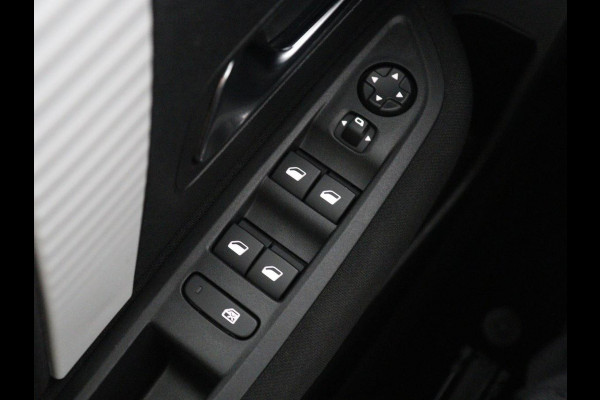 Citroën C4 1.2 Puretech Feel | Cruise control | Navigatie | Camera | Park assist | Carplay | Climate control | Trekhaak