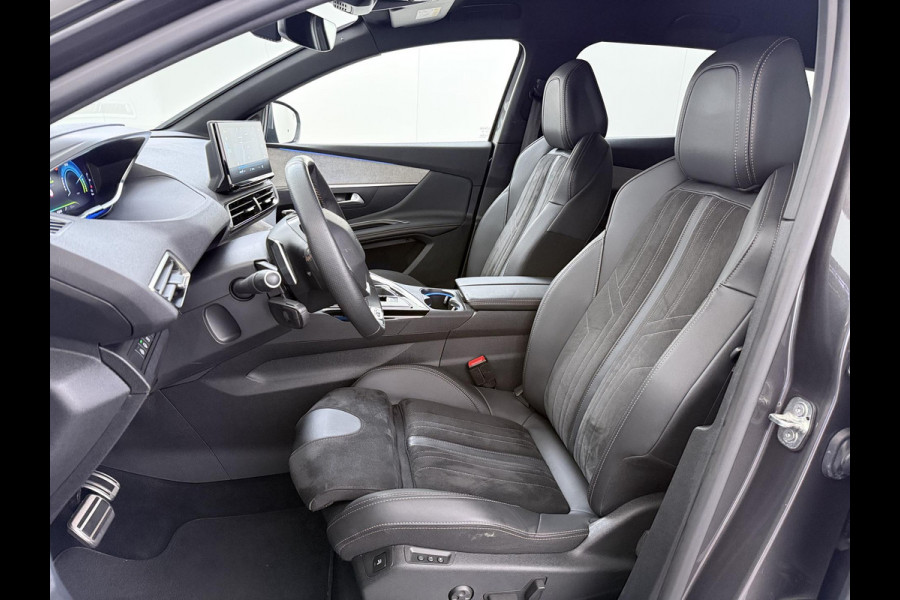 Peugeot 3008 1.6 HYbrid 225 GT BLACK PAKKET | 19 INCH LM-VELGEN | FOCAL PREMIUM AUDIO | ELEKTRISCHE KOFFERBAK | MEMORY SEATS | STOELVERWARMING | ALCANTARA/LEDER INTERIEUR | i-COCKPIT | 180° CAMERA | ADAPTIVE CRUISE CONTROL | RIJKLAAR INCL. 12 MND. BOVAG GARANTIE