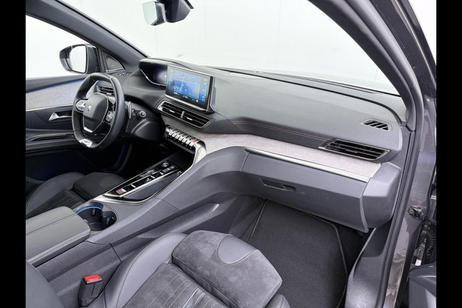 Peugeot 3008 1.6 HYbrid 225 GT BLACK PAKKET | 19 INCH LM-VELGEN | FOCAL PREMIUM AUDIO | ELEKTRISCHE KOFFERBAK | MEMORY SEATS | STOELVERWARMING | ALCANTARA/LEDER INTERIEUR | i-COCKPIT | 180° CAMERA | ADAPTIVE CRUISE CONTROL | RIJKLAAR INCL. 12 MND. BOVAG GARANTIE