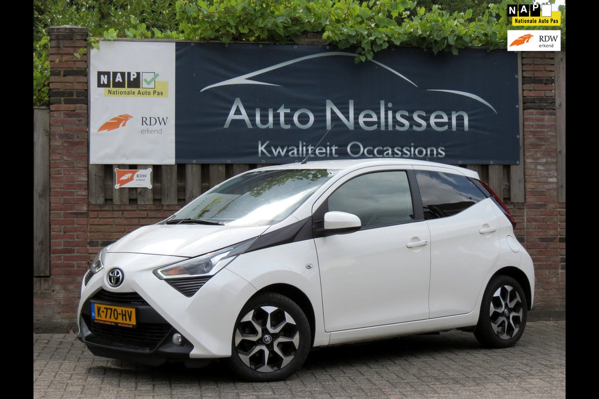 Toyota Aygo 1.0 VVT-i x-joy | APPLE CARPLAY | DAB+ RADIO | CRUISE CONTROL |