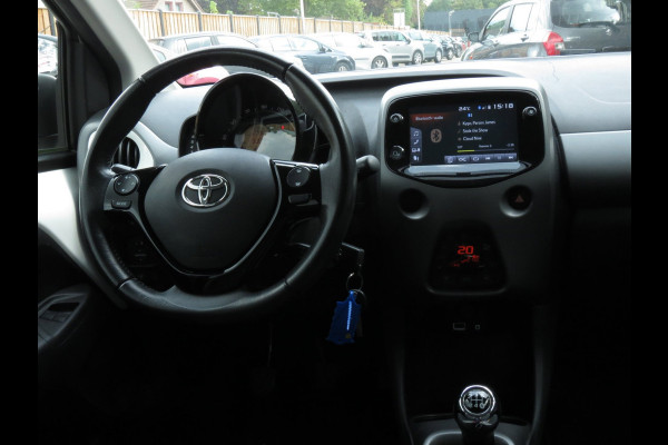 Toyota Aygo 1.0 VVT-i x-joy | APPLE CARPLAY | DAB+ RADIO | CRUISE CONTROL |