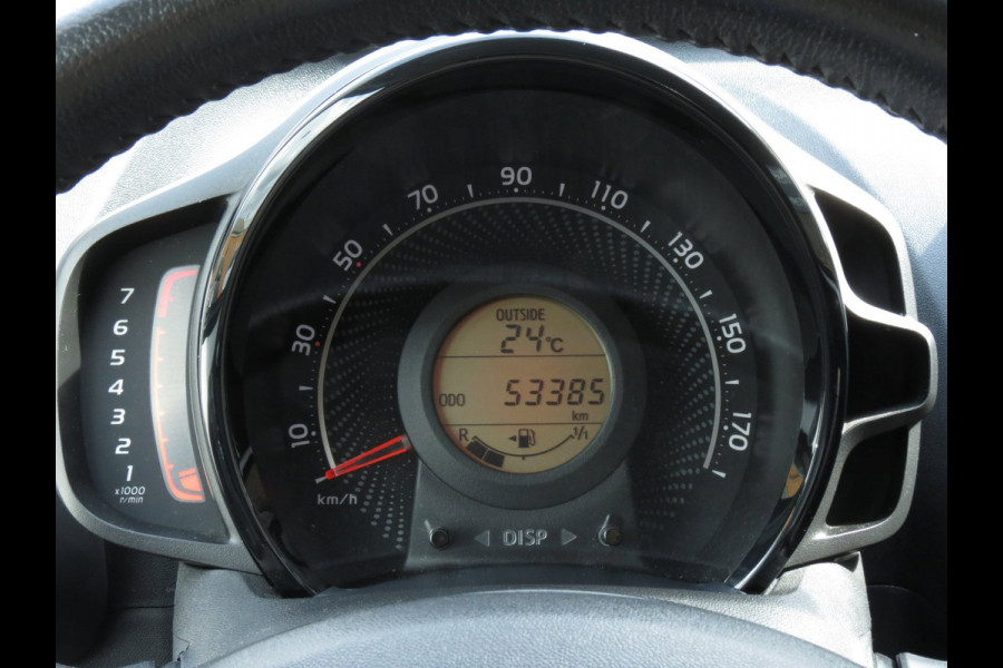 Toyota Aygo 1.0 VVT-i x-joy | APPLE CARPLAY | DAB+ RADIO | CRUISE CONTROL |