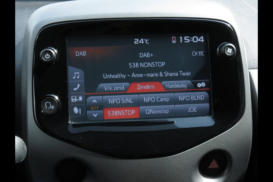 Toyota Aygo 1.0 VVT-i x-joy | APPLE CARPLAY | DAB+ RADIO | CRUISE CONTROL |