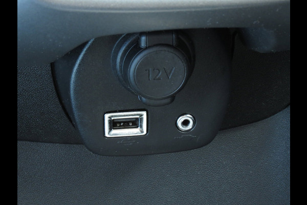 Toyota Aygo 1.0 VVT-i x-joy | APPLE CARPLAY | DAB+ RADIO | CRUISE CONTROL |