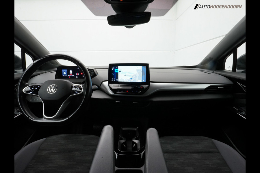 Volkswagen ID.4 Pro 77 kWh Luxe (APPLE CARPLAY,TREKHAAK,CLIMATE,PARKEERSENSOREN,STOELVERWARMING,ADAPTIVE CRUISE,LED,ARMSTEUNEN)