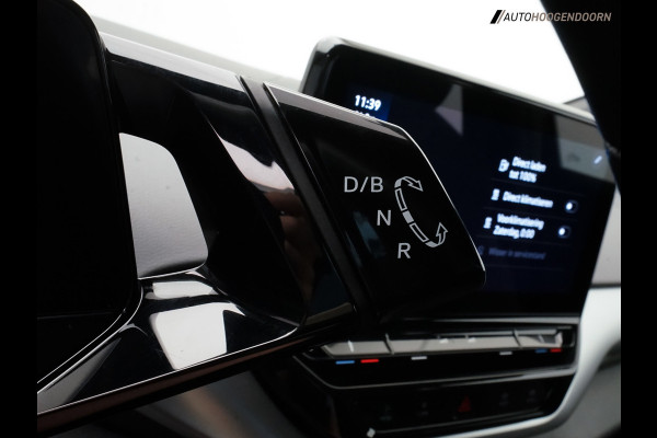 Volkswagen ID.4 Pro 77 kWh Luxe (APPLE CARPLAY,TREKHAAK,CLIMATE,PARKEERSENSOREN,STOELVERWARMING,ADAPTIVE CRUISE,LED,ARMSTEUNEN)