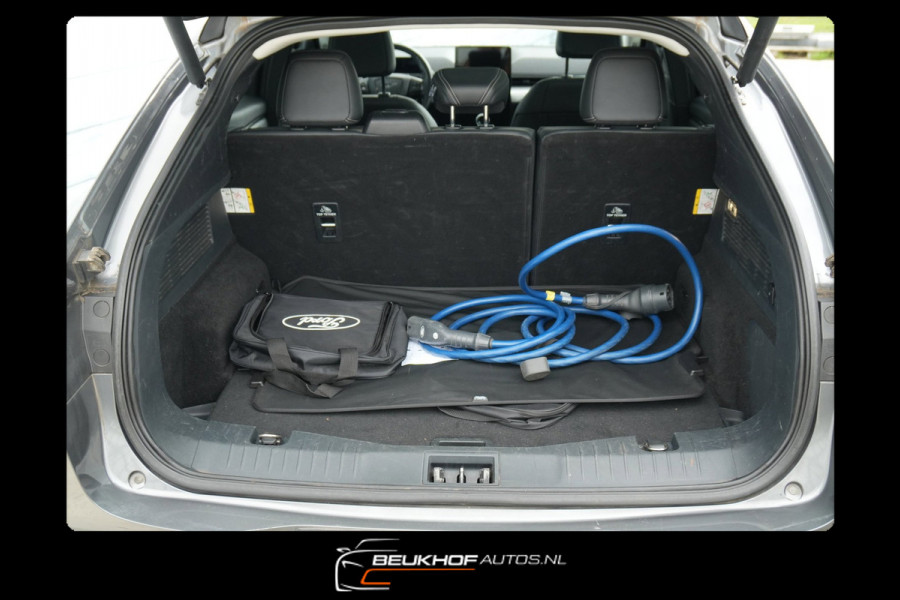 Ford Mustang Mach-E RWD75 kWh Pano Carplay B&O Camera Soh93%
