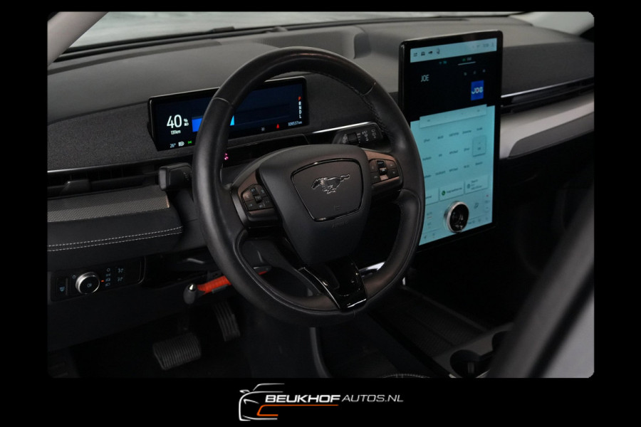 Ford Mustang Mach-E RWD75 kWh Pano Carplay B&O Camera Soh93%