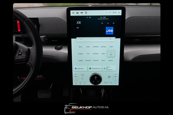 Ford Mustang Mach-E RWD75 kWh Pano Carplay B&O Camera Soh93%