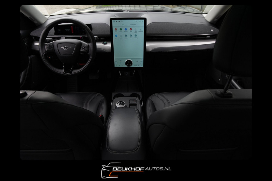 Ford Mustang Mach-E RWD75 kWh Pano Carplay B&O Camera Soh93%