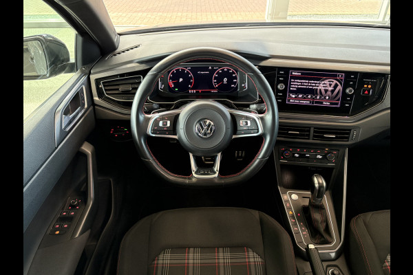 Volkswagen Polo 2.0 TSi 200pk GTi DSG 5-drs. SCHUIFDAK/BEATS/KEYLESS/CAMERA/DODEHOEK/1E EIGENAAR!