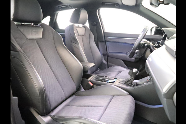 Audi Q3 Sportback 45 TFSI e S Edition 245 pk S-tronic | Navigatie | Panoramadak | Trekhaak (wegklapbaar) | Parkeersensoren | Rondomzicht camera | Matrix LED koplampen | Elektr. voorstoelen | S-Line |