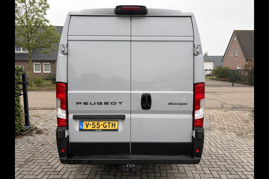 Peugeot Boxer 2.2 BlueHDi 180PK Euro6 Aut. L4H2 3.5t Zwaar ✓ 3-zits ✓ Trekhaak 3.000 KG ✓ dubbele schuifdeur