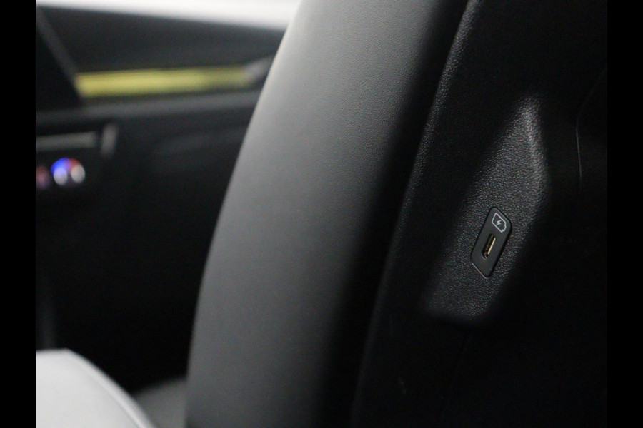 Kia Niro 1.6 GDi Hybrid DynamicPlusLine | Panoramadak | Leder | Cruise control | Head-up | Stuur/stoel verwarming | Navigatie | Carplay | Camera | Park assist | Elektrische achterklep