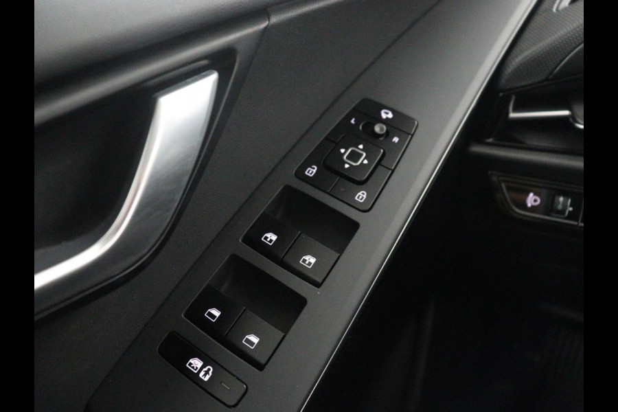 Kia Niro 1.6 GDi Hybrid DynamicPlusLine | Panoramadak | Leder | Cruise control | Head-up | Stuur/stoel verwarming | Navigatie | Carplay | Camera | Park assist | Elektrische achterklep