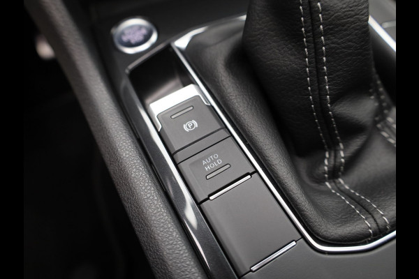 Volkswagen Tiguan 1.5 TSI R-Line Business+ | Panodak | Standkachel | Keyless | IQ Light | Black Style | Elk. A-klep | Prijs Rijklaar !!