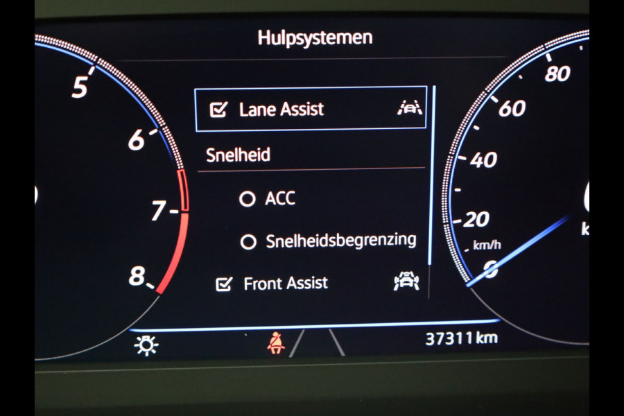 Volkswagen Tiguan 1.5 TSI R-Line Business+ | Panodak | Standkachel | Keyless | IQ Light | Black Style | Elk. A-klep | Prijs Rijklaar !!