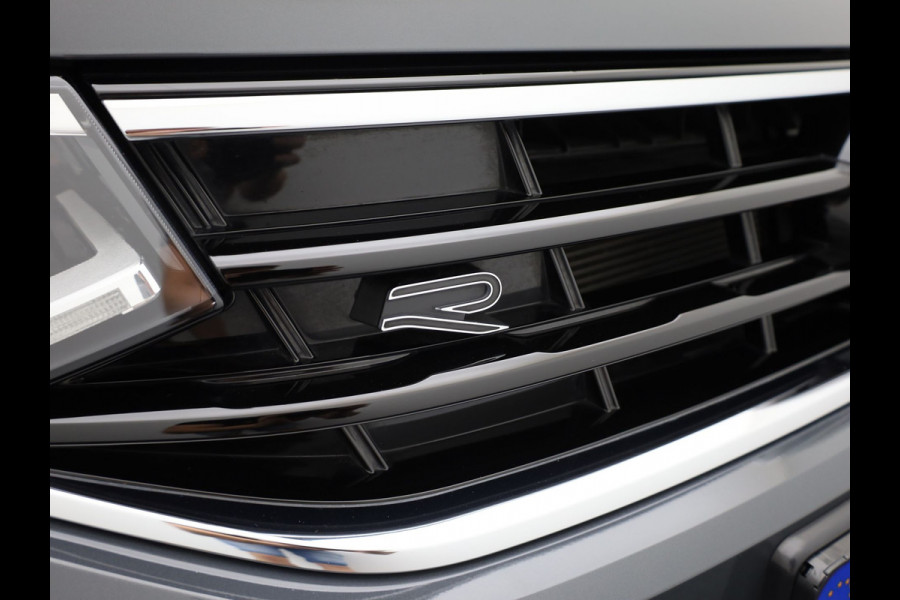Volkswagen Tiguan 1.5 TSI R-Line Business+ | Panodak | Standkachel | Keyless | IQ Light | Black Style | Elk. A-klep | Prijs Rijklaar !!