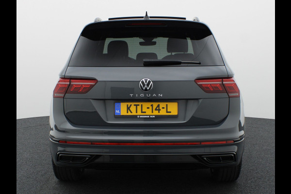 Volkswagen Tiguan 1.5 TSI R-Line Business+ | Panodak | Standkachel | Keyless | IQ Light | Black Style | Elk. A-klep | Prijs Rijklaar !!