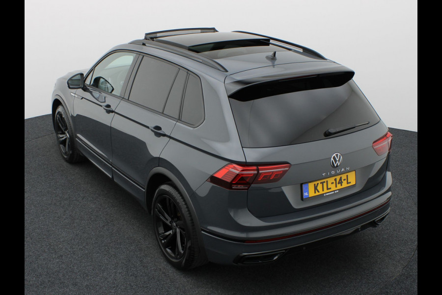Volkswagen Tiguan 1.5 TSI R-Line Business+ | Panodak | Standkachel | Keyless | IQ Light | Black Style | Elk. A-klep | Prijs Rijklaar !!