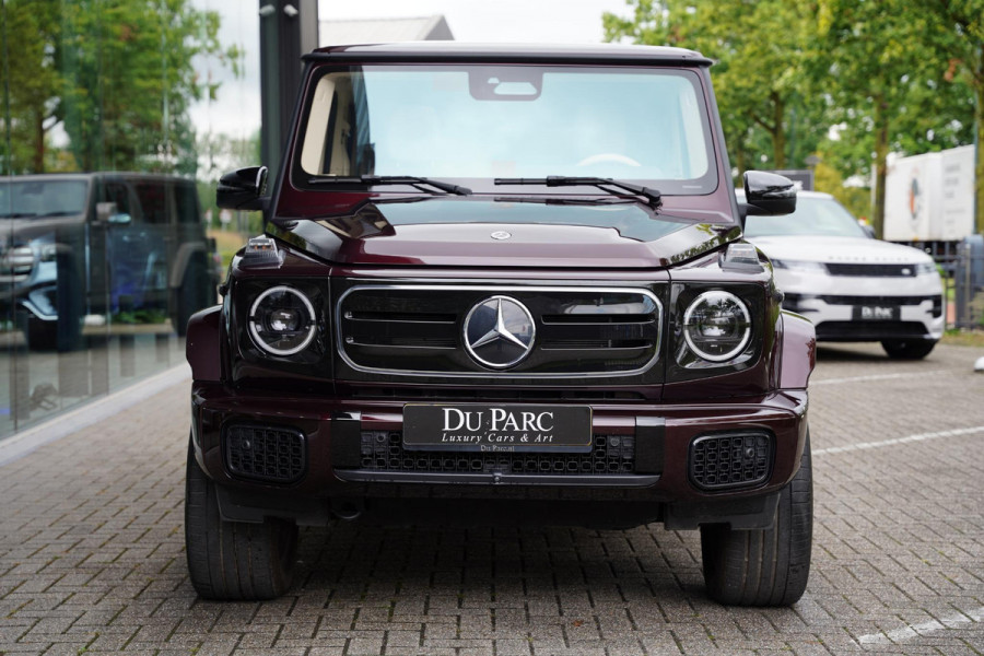 Mercedes-Benz G-Klasse 580 / 116 kWh / Robijnrood / Leder Beige / Grille Verlicht