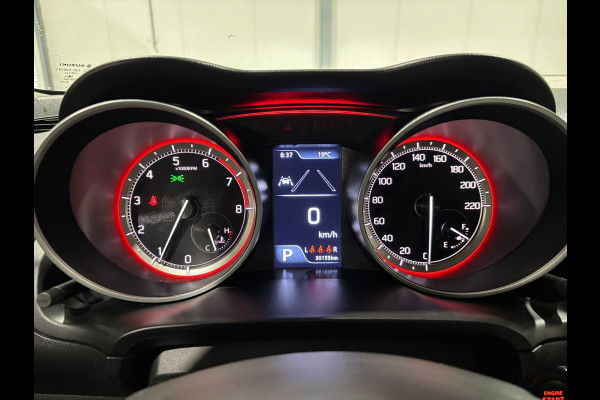 Suzuki Swift 1.2 Style Smart Hybrid - Automaat - Camera - Media Apple/Android - Winterpakket- Org.NL