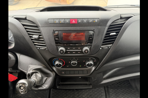Iveco Daily 35C16 3.0 L4 Kipper Dubbellucht Airco Cruise Control 3.5T Trekhaak Lederen bekleding Benne Tipper