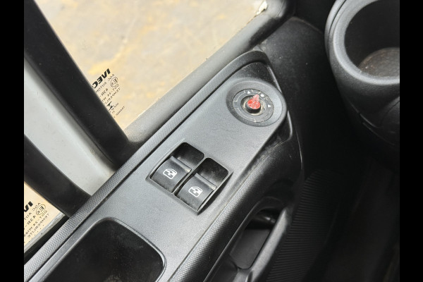 Iveco Daily 35C16 3.0 L4 Kipper Dubbellucht Airco Cruise Control 3.5T Trekhaak Lederen bekleding Benne Tipper