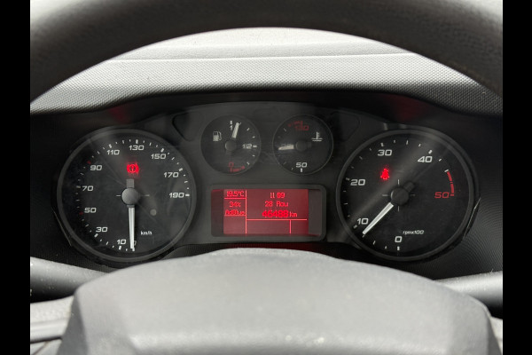 Iveco Daily 35C16 3.0 L4 Kipper Dubbellucht Airco Cruise Control 3.5T Trekhaak Lederen bekleding Benne Tipper