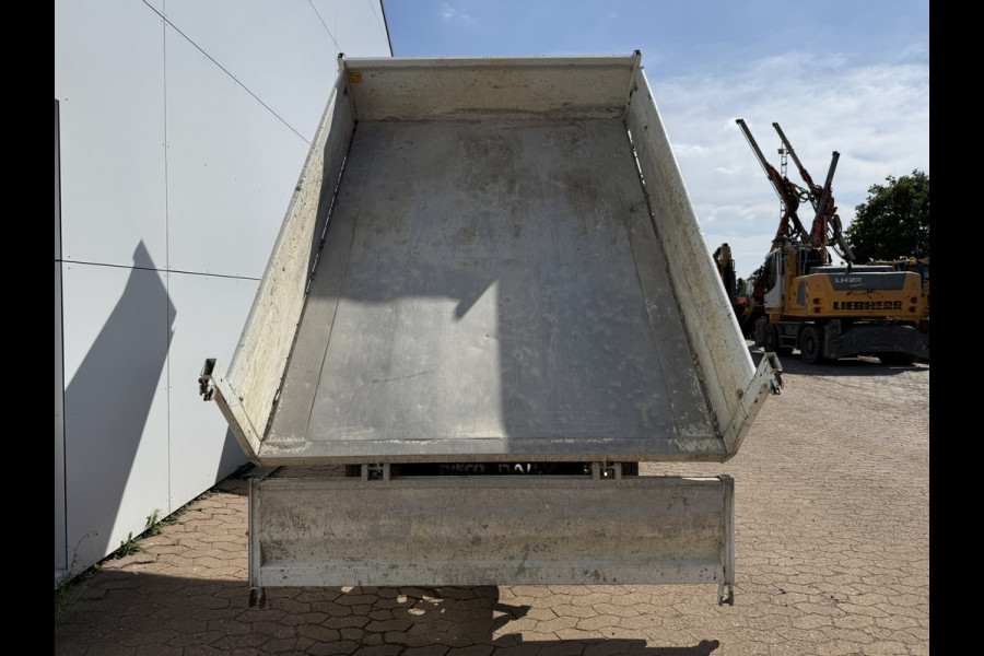 Iveco Daily 35C16 3.0 Dubbele Cabine Kipper Dubbellucht 3,5t Trekhaak 6 Stoelen Airco Cruise Control Benne Tipper