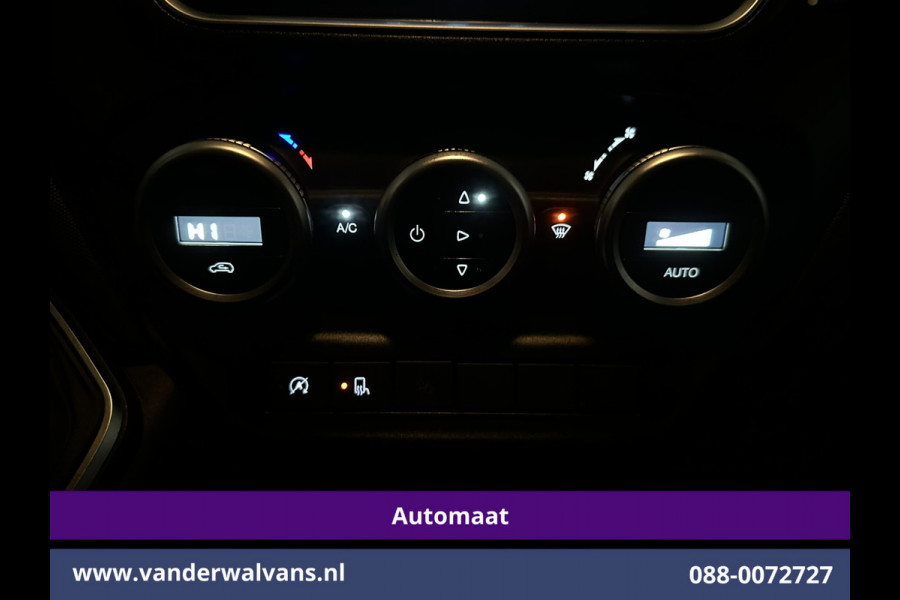 Iveco Daily 35S16V 157pk Automaat L3H2 Euro6 Airco | Apple Carplay | Android Auto Parkeersensoren, Bijrijdersbank