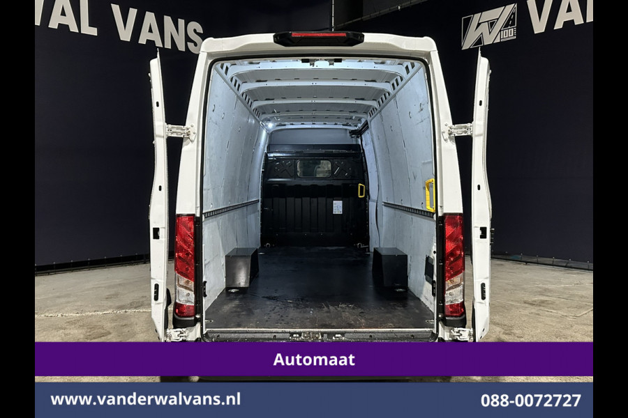 Iveco Daily 35S16V 157pk Automaat L3H2 Euro6 Airco | Apple Carplay | Android Auto Parkeersensoren, Bijrijdersbank