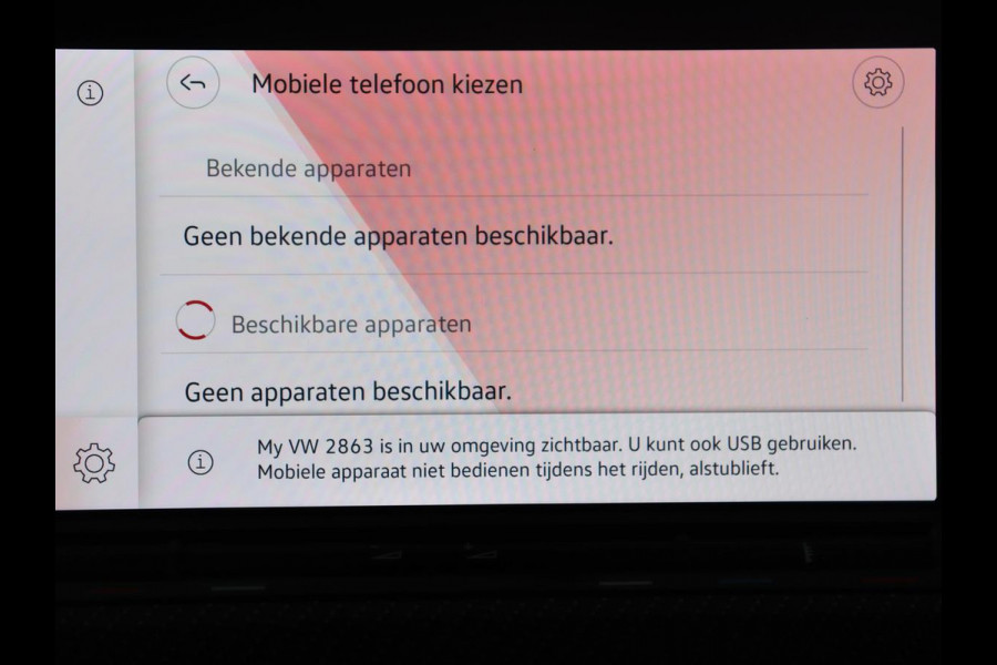 Volkswagen Golf Variant 1.5 eTSI R-Line Business | Panoramadak | Sportstoelen | Adaptive cruise | Stuur/stoel verwarming | Park assist | Navigatie | Carplay | Sfeerverlichting | Climate control | 18" velgen