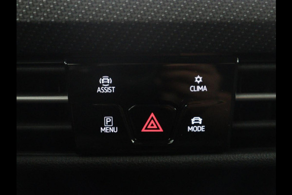 Volkswagen Golf Variant 1.5 eTSI R-Line Business | Panoramadak | Sportstoelen | Adaptive cruise | Stuur/stoel verwarming | Park assist | Navigatie | Carplay | Sfeerverlichting | Climate control | 18" velgen