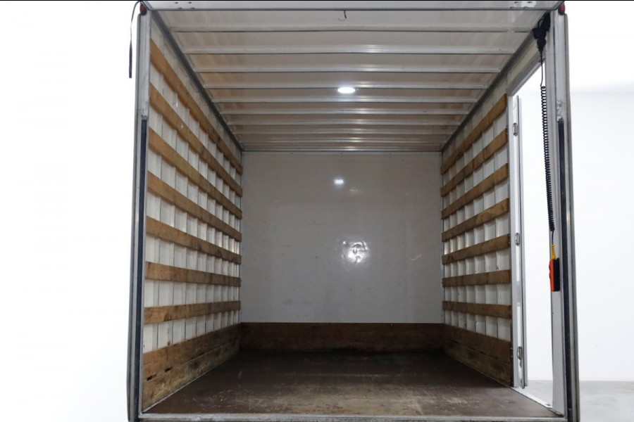Volkswagen Crafter 35 2.0 TDI 140pk Bakwagen met laadklep en zijdeur 03-2022