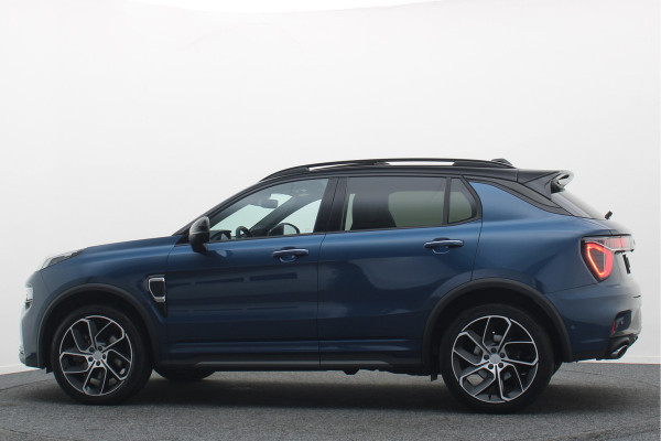 Lynk & Co 01 1.5 Plug-in Hybrid 360° Camera, Panoramadak, Apple Carplay, ACC, Keyless, Zwarte hemel, LED, 20''