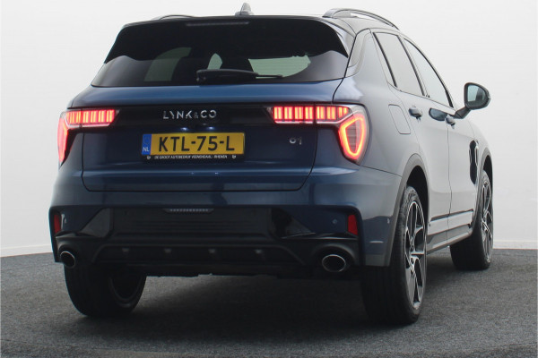 Lynk & Co 01 1.5 Plug-in Hybrid 360° Camera, Panoramadak, Apple Carplay, ACC, Keyless, Zwarte hemel, LED, 20''