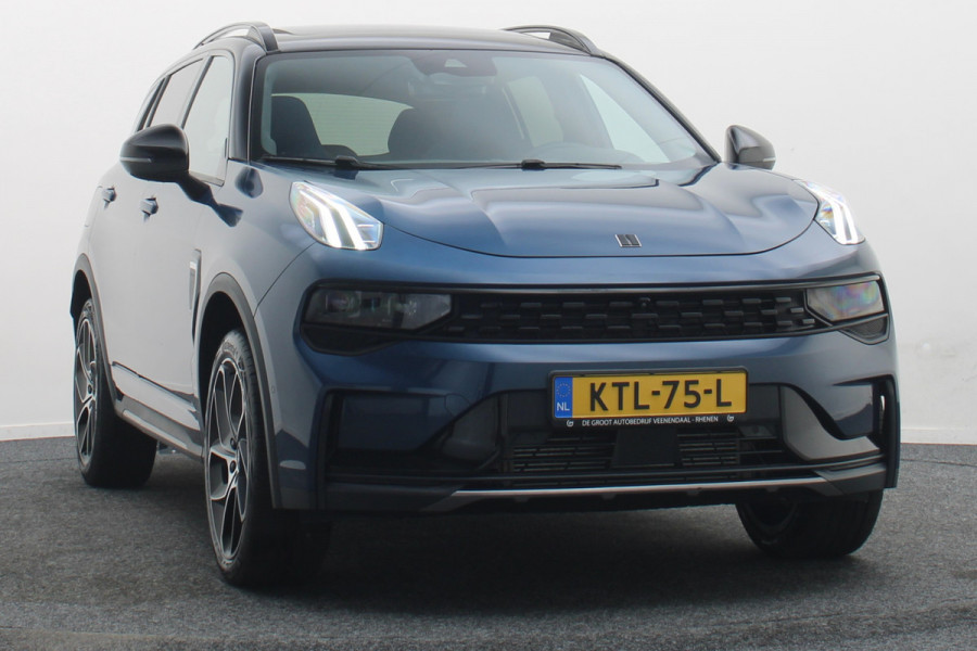 Lynk & Co 01 1.5 Plug-in Hybrid 360° Camera, Panoramadak, Apple Carplay, ACC, Keyless, Zwarte hemel, LED, 20''