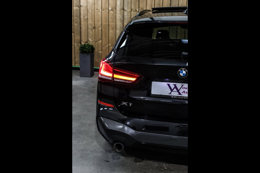 BMW X1 XDrive25e M-Sport *Pano*H/K*Head-Up*Keyless*Trekhaak*Led*
