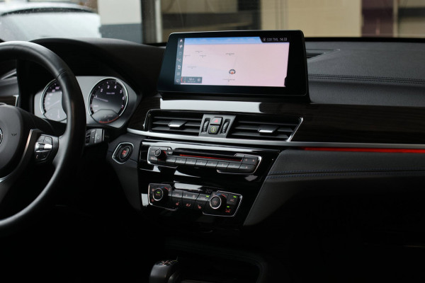 BMW X1 XDrive25e M-Sport *Pano*H/K*Head-Up*Keyless*Trekhaak*Led*