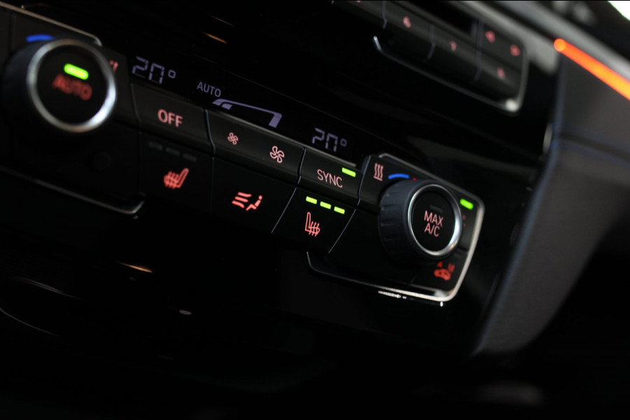 BMW X1 XDrive25e M-Sport *Pano*H/K*Head-Up*Keyless*Trekhaak*Led*