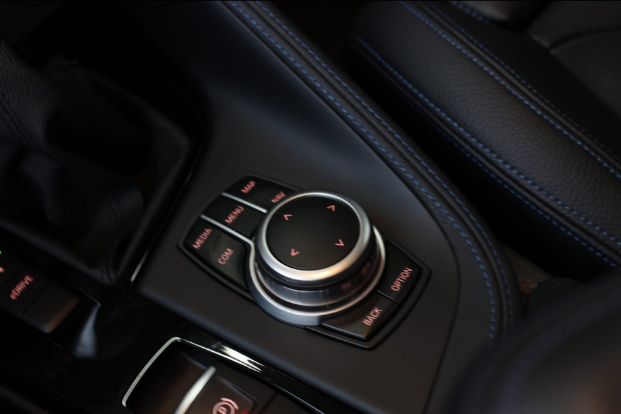 BMW X1 XDrive25e M-Sport *Pano*H/K*Head-Up*Keyless*Trekhaak*Led*