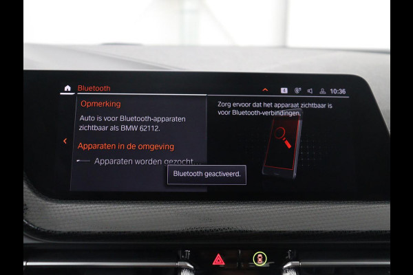 BMW 1-serie 118i Business Edition | Half leder | Cruise control | Stoelverwarming | Navigatie | Carplay | Park assist | Climate control | Virtual dashboard | 17" velgen