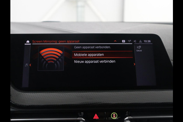 BMW 1-serie 118i Business Edition | Half leder | Cruise control | Stoelverwarming | Navigatie | Carplay | Park assist | Climate control | Virtual dashboard | 17" velgen