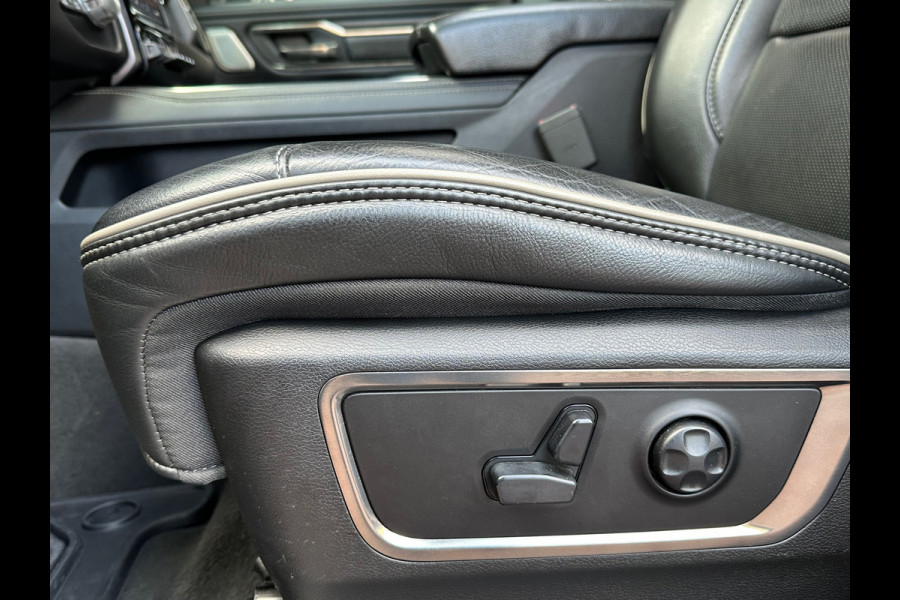 Dodge Ram 1500 5.7 V8 4x4 Crew Cab Limited Leer Pano