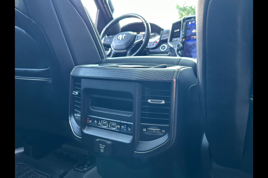 Dodge Ram 1500 5.7 V8 4x4 Crew Cab Limited Leer Pano